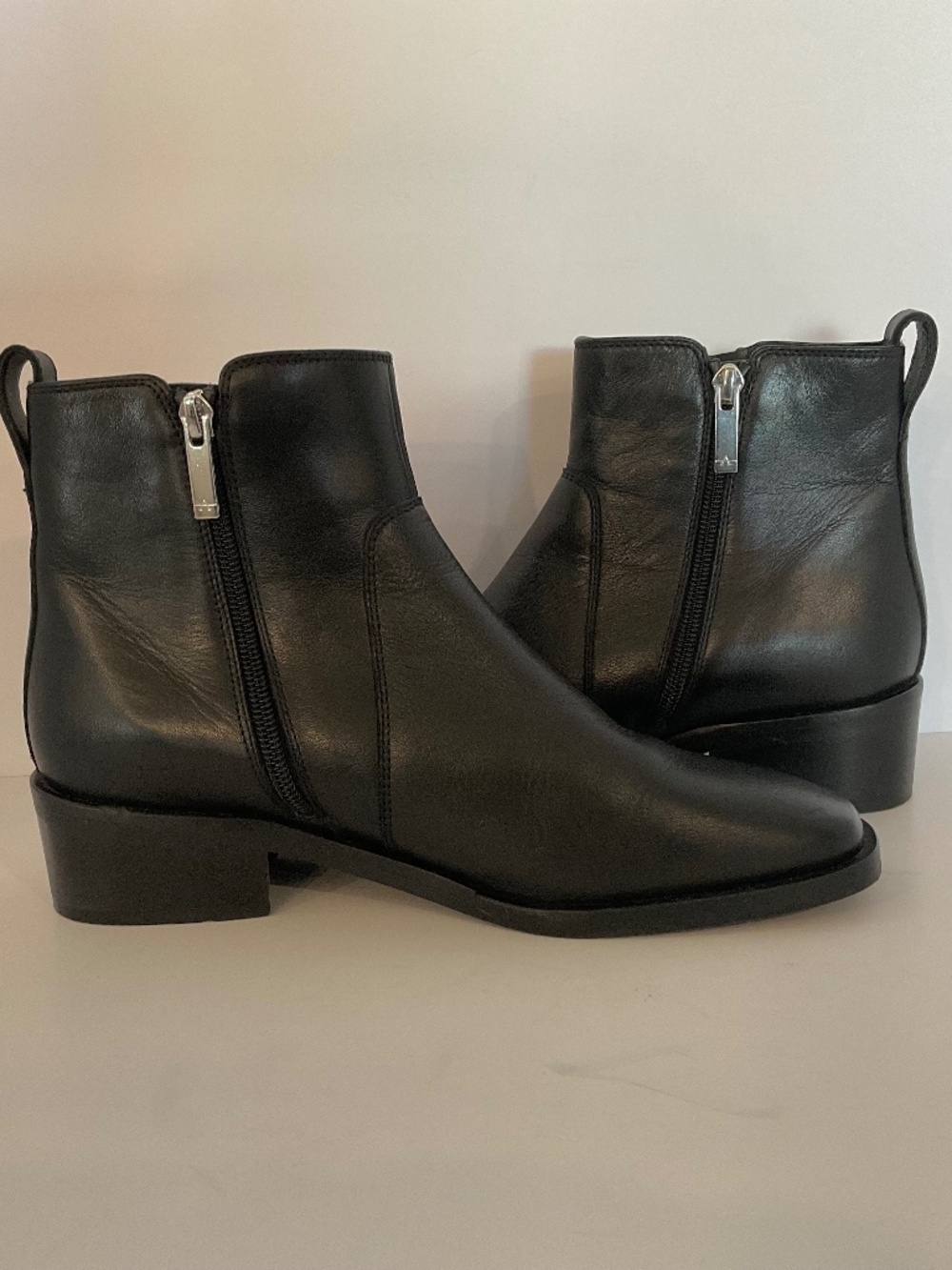 AQUATALIA Colbie Weatherproof Booties in Italian Black Leather Size 8 LIKE NEW - Picture 7 of 14